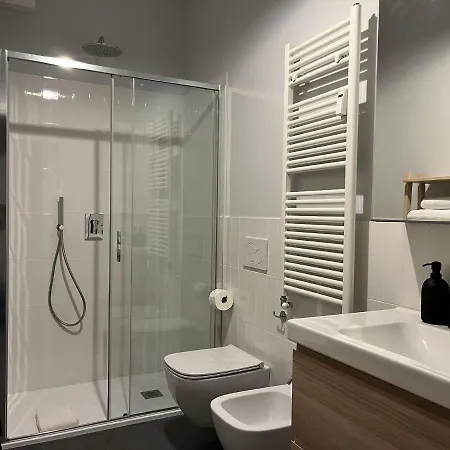 Sbam House Mediolan